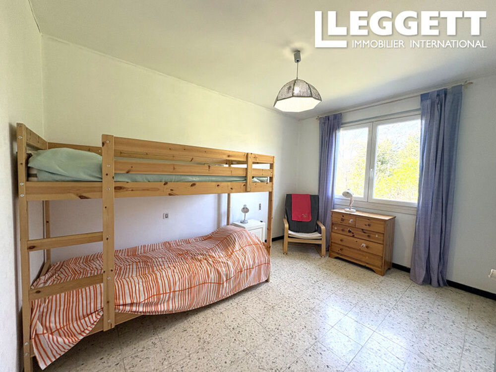Vente Maison Maison familiale dans lotissement avec jardin, garage et chambres au rez-de-chaussée et au premier étage NÉbias