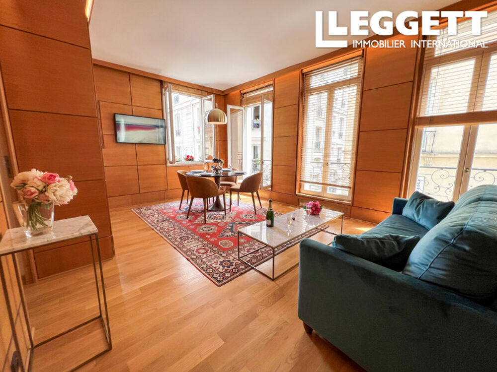 Vente Appartement Ile de la Cité, Notre Dame. Deux Pieces de caractère rénové, 34m2, 2èmeE. Vues Quai de Seine et Hotel de Ville Paris 4
