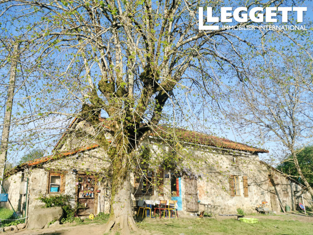 A stone farmhouse, 4 bedrooms, quiet hamlet, potential for transformation into a delightful country home.