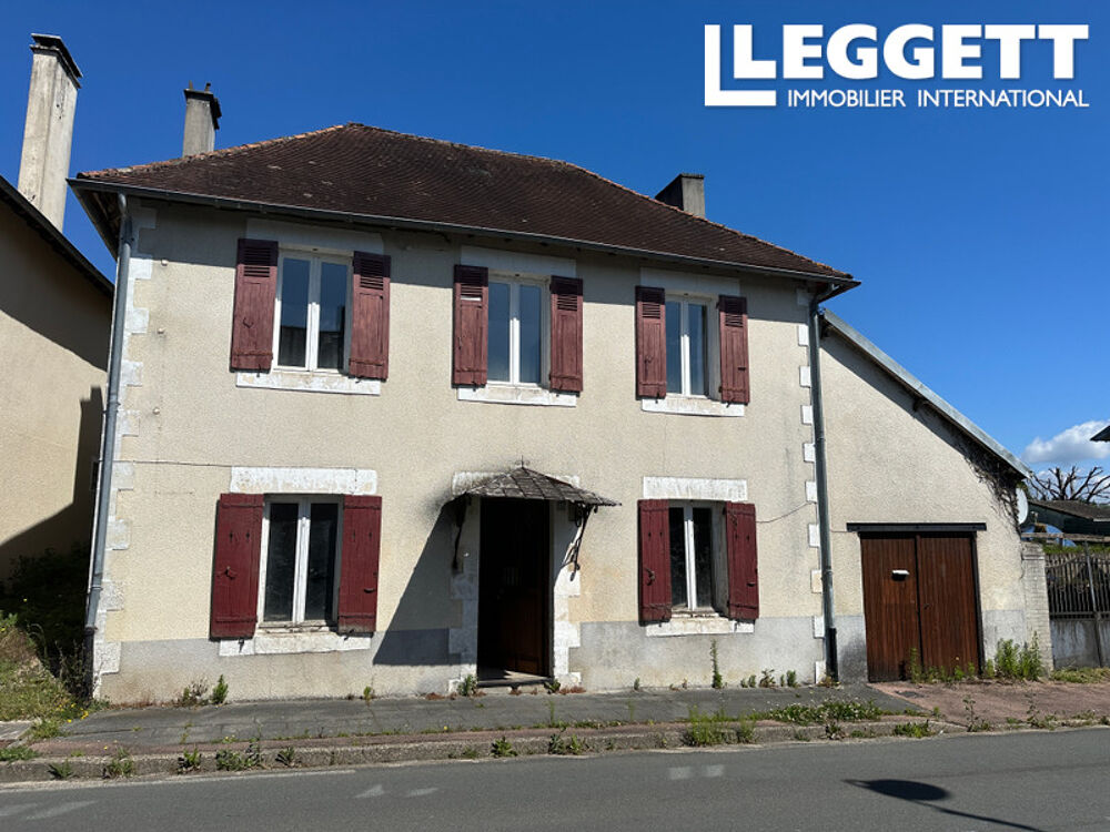 Maison de village de 3 chambres avec garage et jardin à rénover
