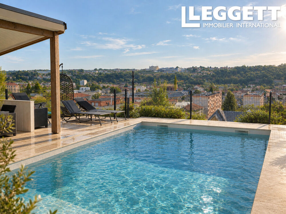 Élégante maison contemporaine avec piscine, T2 indépendant et vue exceptionnelle sur Périgueux