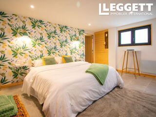  Maison � vendre 15 + pi�ces 379 m�