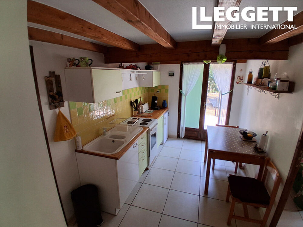 Vente Maison maison de plain pied de 75m² sur un terrain de de 623m²<br />garage<br />3 chambres <br />1 salon salle a manger<br /> MÉjannes-le-clap