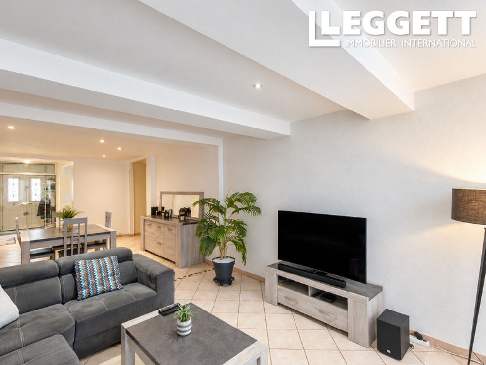 Vente Maison Maison de caractère avec 4 chambres, grande cave et éléments d?origine proche de Narbonne Coursan