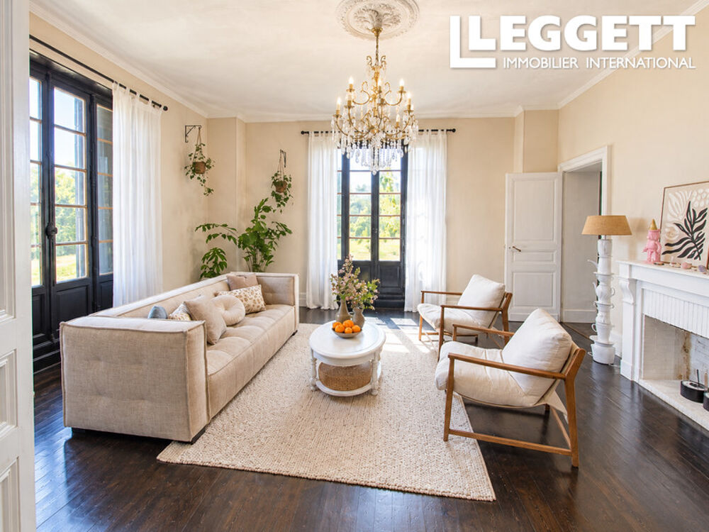 Vente Maison Élégante maison de maître rénovée du début du XXe siècle, 5 chambres, dépendances et potentiel gîtes Le vignau