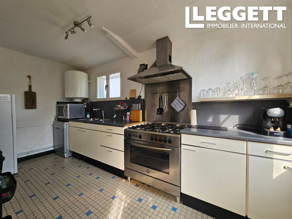 Vente Maison Charmante maison de campagne avec belles vues, terrasse et terrain de 2 049 m² près de Cosne-d'Allier Tortezais