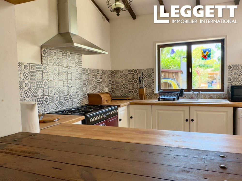 SOUS OFFRE** Maison de village de caractère rénovée avec jardin ? 4 chambres + bureau à Fabrezan