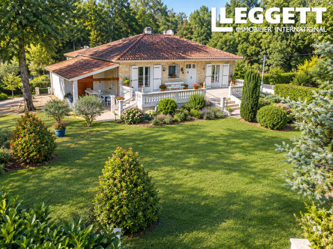   Pavillon 147m², 3 chambres, espace vie lumineux, garage, cave, atelier, terrain boisé et clos Maison - 7 pièce(s) - 147 m²