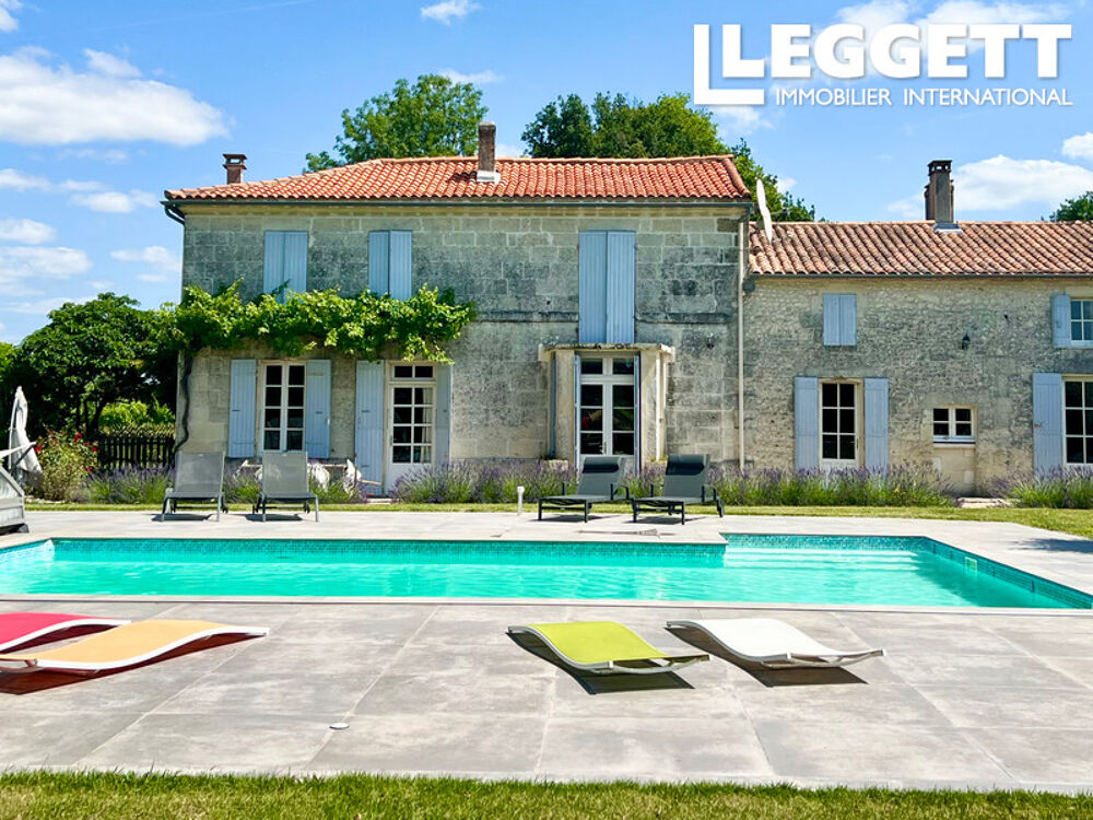 Charmante maison de ferme & gîte & apartment, 7 chambres, 3 sdb, piscine. Vues sur l'estuaire de la Gironde.