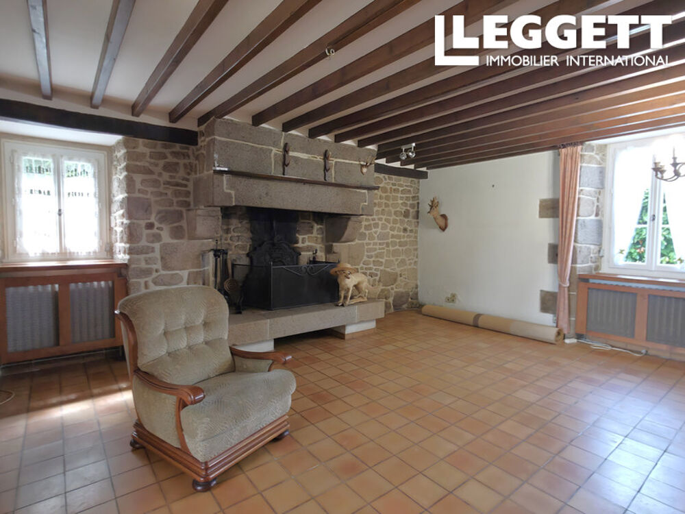Vente Maison Une superbe maison en pierre avec un gîte et deux dépendances, située dans la magnifique Suisse Normandie. Athis-val de rouvre