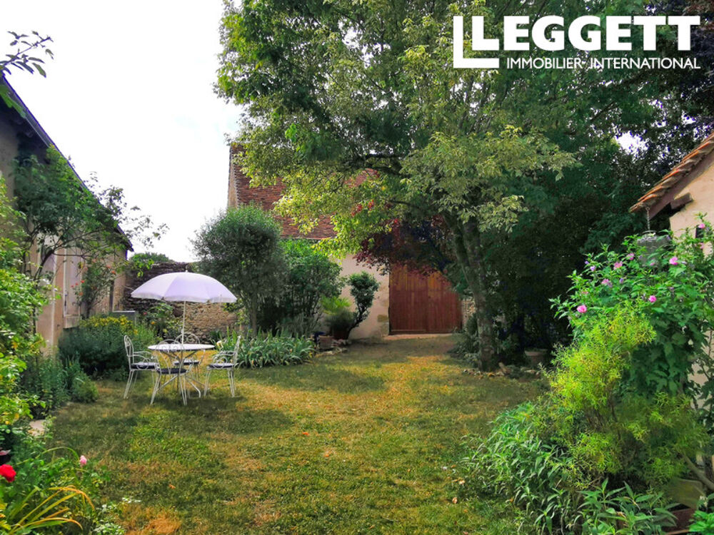 Vente Maison Maison de caractère 4 chambres au c?ur du village de Le Liège, à 16 km de Loches<br />Loire Valley 37 Loches