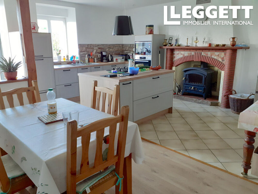 Vente Maison Ravissante longère, 3 chambres, cuisine neuve, 2 poêles neufs - DPE C - bâtiments annexes - 5355 m2 de terrain Saint-hilaire-du-harcouËt