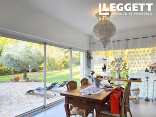  Maison  vendre 9 pices 270 m