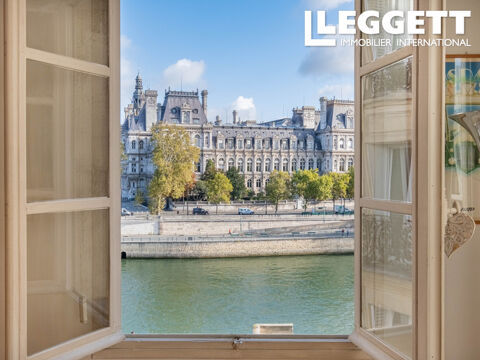   Sur les quais de Seine, belles vues de cet appart de 2P offrant 36m2 seul au 4e �tage d'un immeuble historique Appartement - 2 pi�ce(s) - 36 m�