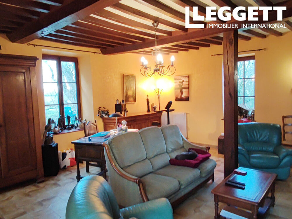 Vente Maison Grande maison du Bessin du XVII siècle. 7 chambres. Ferme, Equestre, Petite exploitation. Granges. Terrain. La folie