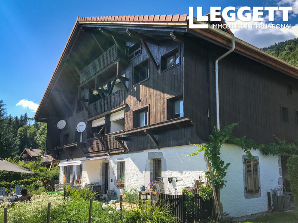 Vente Appartement Appartement de 3 chambres orienté au sud dans une ferme convertie avec accès domaine skiable du Grand Massif.<br /> Verchaix