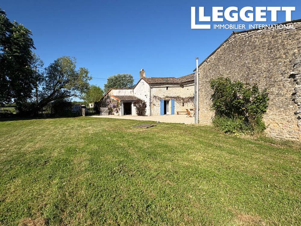 Belle maison en pierres avec grange et jardin