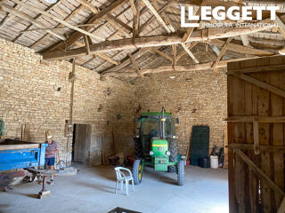  Remise / Grange � vendre 397 m� Fontclaireau