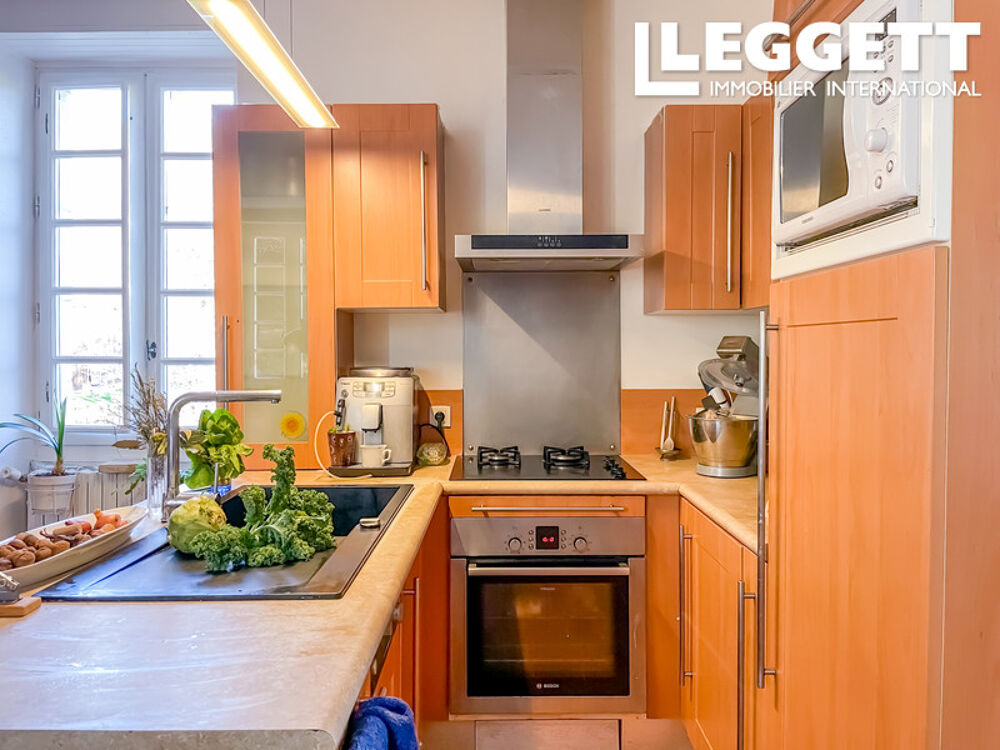 Vente Maison Charmante maison en pierre, 1 ha de terrain ? intimité, belles vues et situation près d?un village protégé Lherm