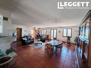  Maison � vendre 8 pi�ces 230 m�