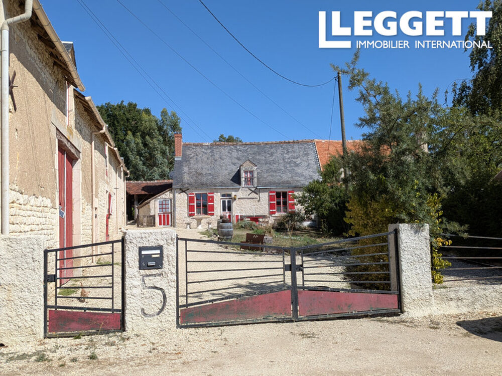 Propriété rurale polyvalente avec gîtes, ateliers, grange et piscine