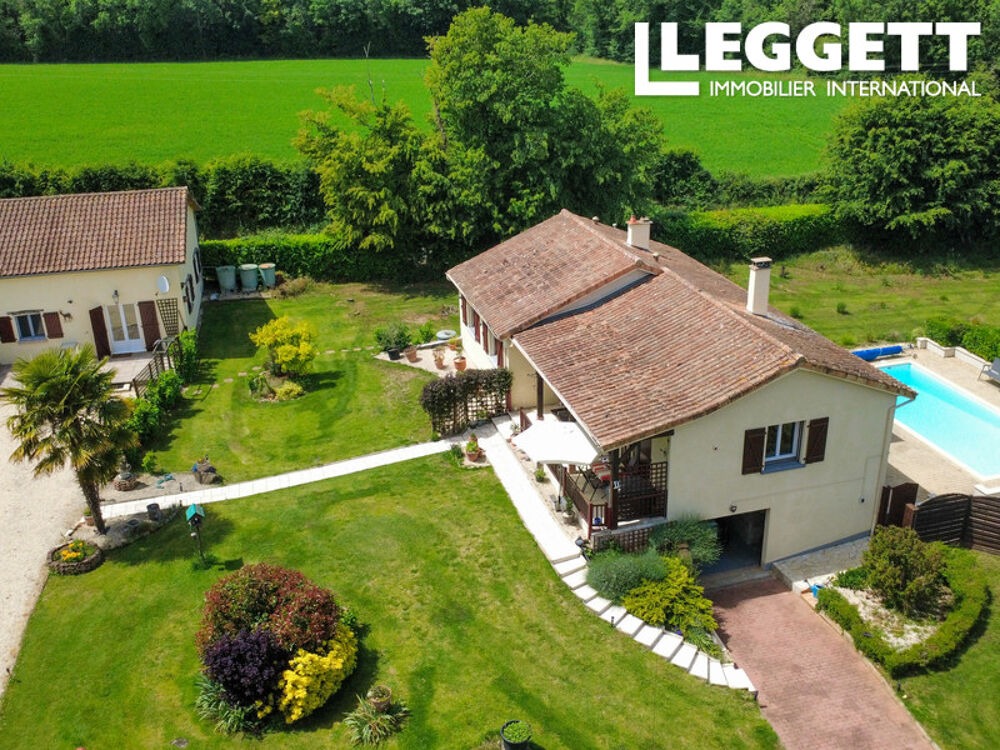 Superbe propriété moderne avec piscine 10x4 m et gîte indépendant de 2 chambres ? à seulement 5 km de Civray !