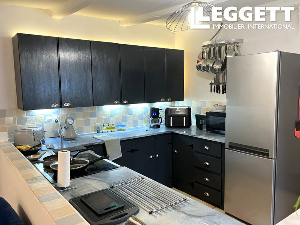 Vente Maison Superbe maison meublée de 3 chambres avec un gîte de 2 chambres, jardins, terrain et dépendances Millac