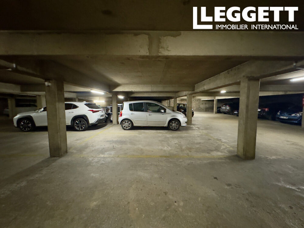 Vente Maison 75011, Roquette, place de parking au 1er sous sol d'un immeuble de 1974 avec ascenseur Paris 11