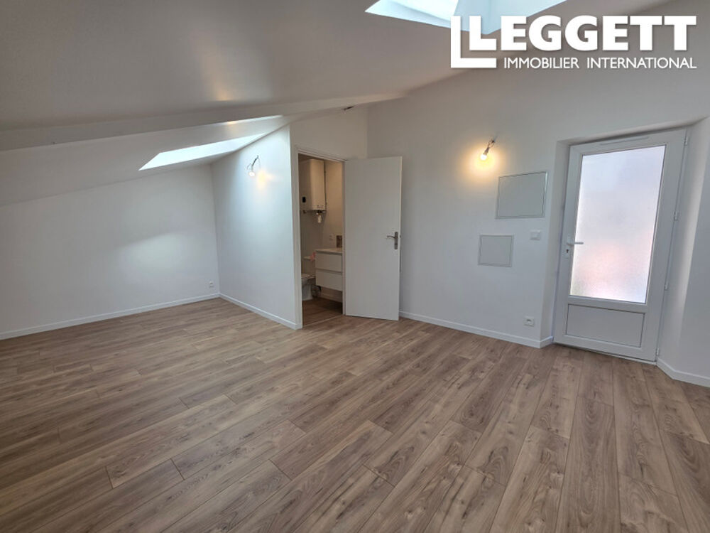 Vente Appartement Charmant studio, lumineux, refait à neuf, comprenant séjour/cuisine et salle d'eau/wc. Marthon