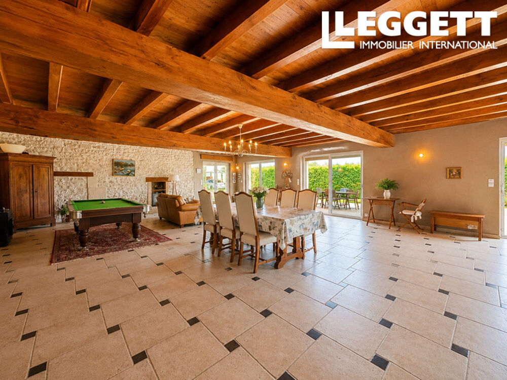 Vente Maison Grande maison charentaise avec maison d'amis, jardin clos, parking et piscine, à  10 minutes des plages. Nieulle-sur-seudre