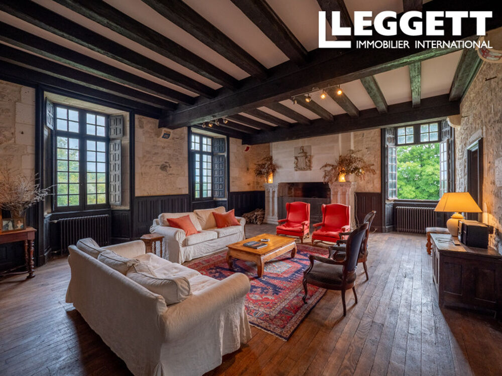 � vendre  Propri�t�/ch�teau Vouzan (16410)