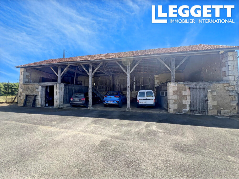 Vente Maison Magnifique ferme rénovée avec piscine, grange, atelier, de nombreuses dépendances et TERRAIN ! Lussas-et-nontronneau