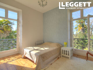  Propri�t�/ch�teau � vendre 15 + pi�ces 468 m�