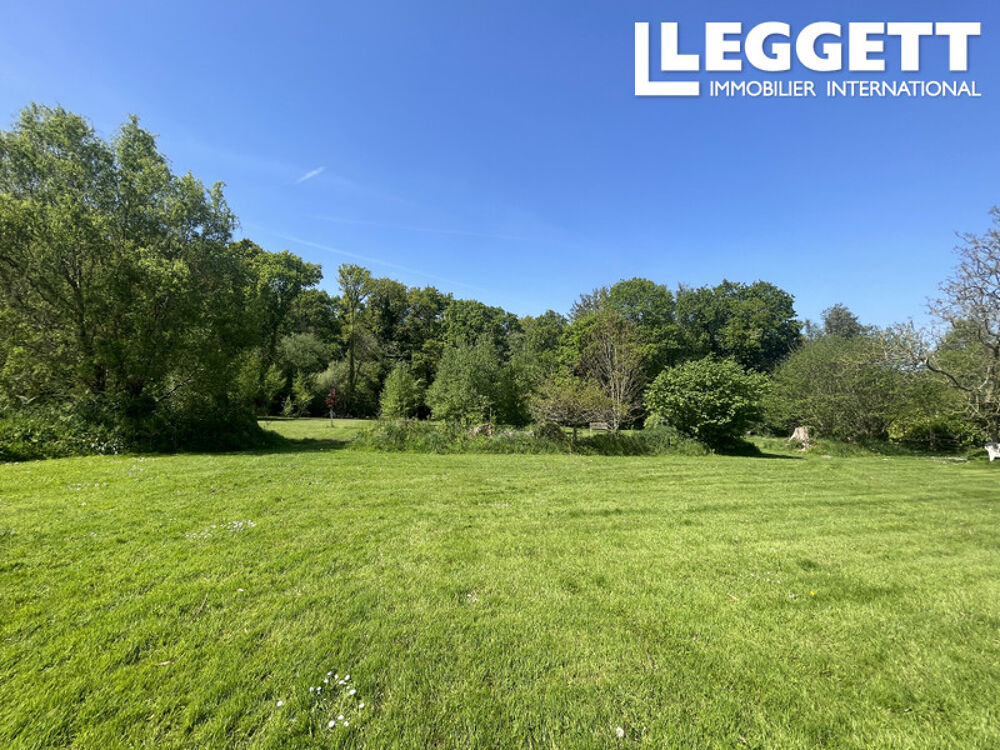 Vente Maison Superbe propriété de 5 chambres, située sur un terrain magnifiquement entretenu de 11 450m². Coadout