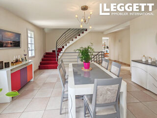  Maison � vendre 10 pi�ces 344 m�