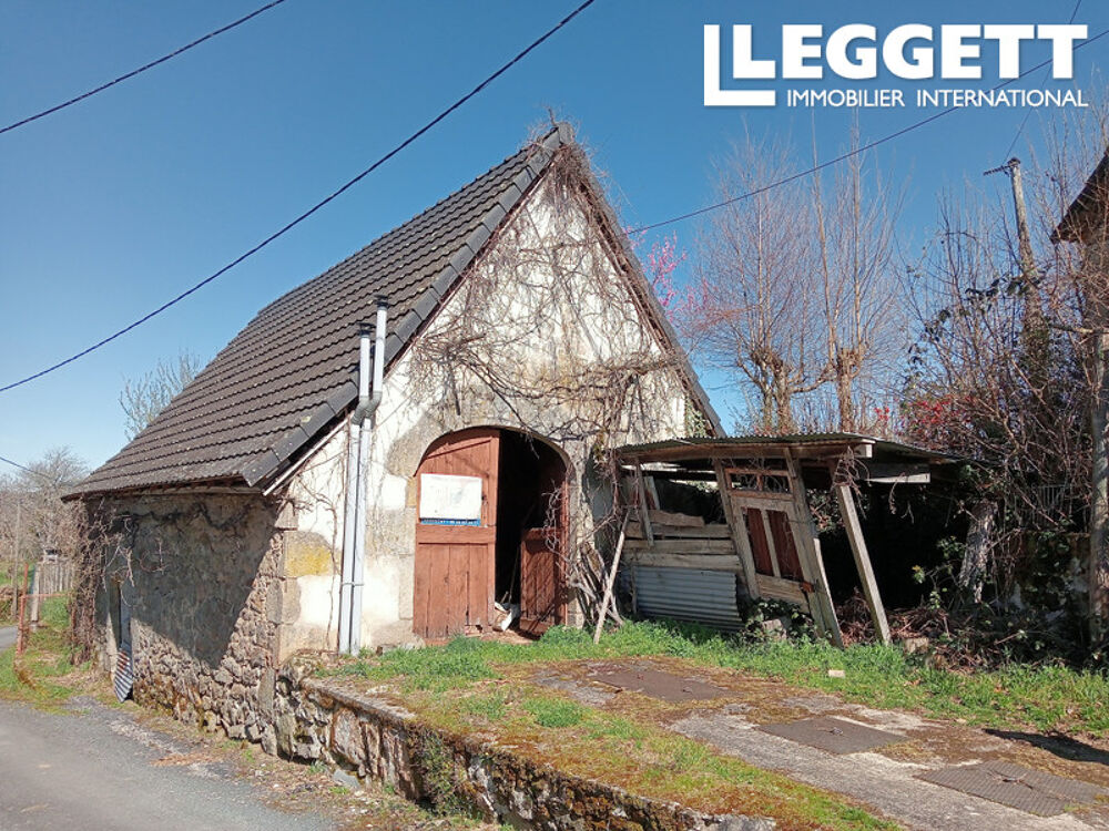 Vente Maison SOUS OFFRE D'ACHAT - Dans un beau village calme, maison de village à rénover et ses 2 dépendances Argentat-sur-dordogne