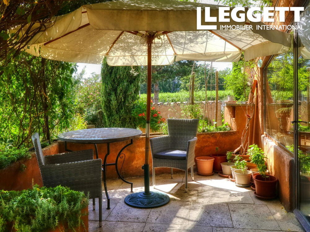 Vente Maison ROUSSILLON, LUBERON - Charmante maison d'hameau. Deux chambres, une jolie terrasse, jardin et piscine hors-sol Roussillon