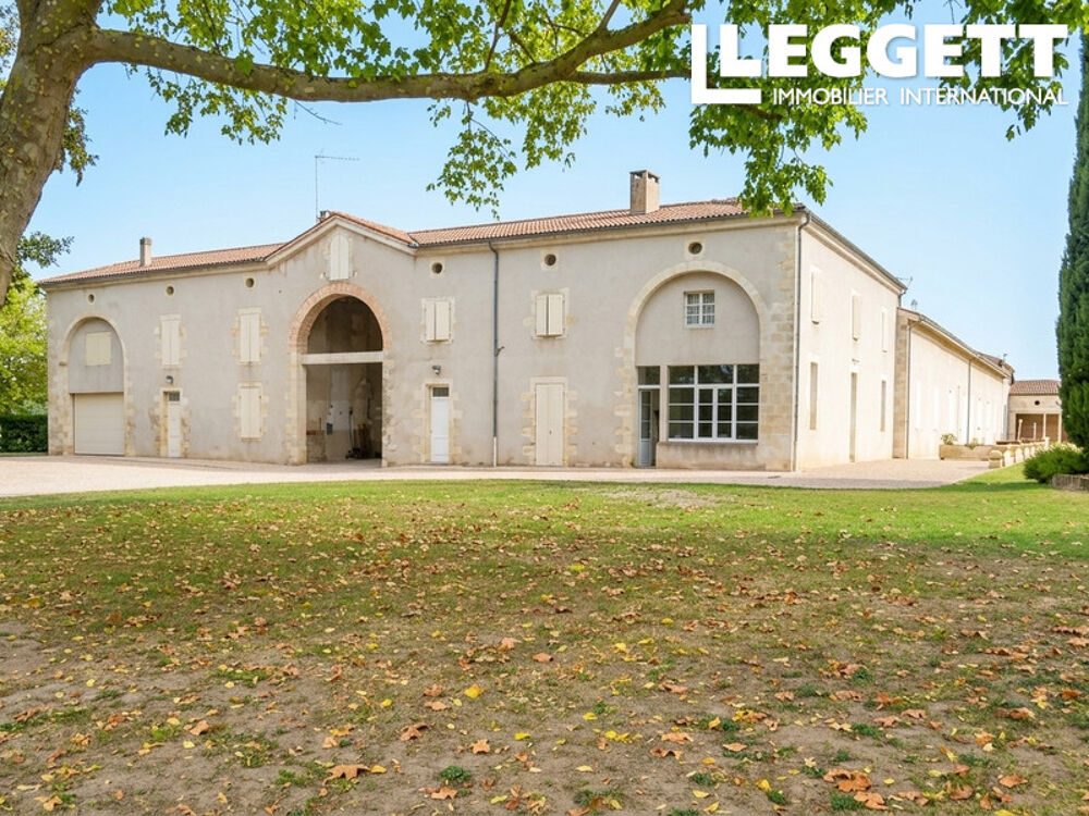 Vente Propriété/Château A quelques minutes du centre-ville de Marmande, agréable château du XIV et XV siècle en partie rénové Marmande