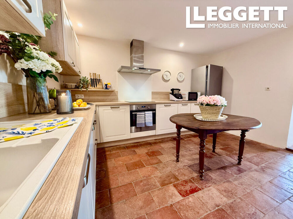 Vente Maison Il ne vous reste plus qu'à apporter votre valise ! Maison de village clé en main avec cour intérieure à Caunes Caunes-minervois