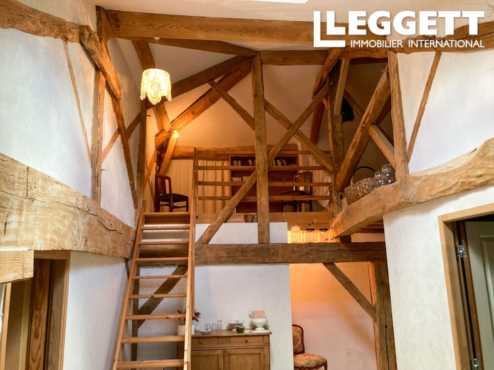 Vente Maison Ancien moulin de caractère avec gîte indépendant, rivière et 2,1 hectares de nature préservée Caubeyres