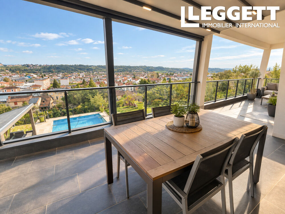 Élégante maison contemporaine avec piscine, T2 indépendant et vue exceptionnelle sur Périgueux