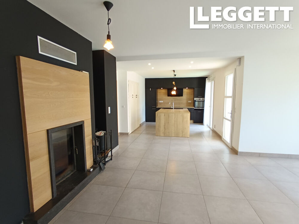 Maison 6 pièces 113 m² · à Boulazac Isle Manoire · 113 m² · 210 000 €