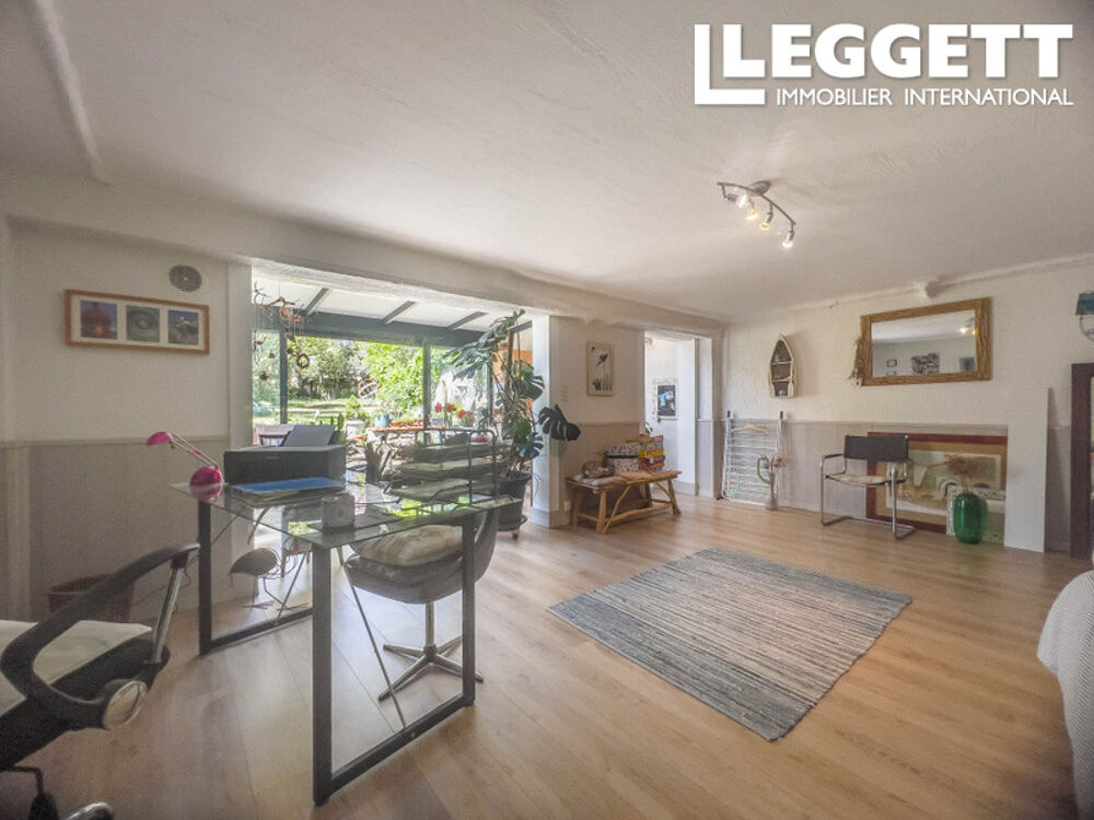 Vente Maison Maison de ville Saint Cybard, beau terrain clos et arboré, possibilité studio indépendant, commodités à pied AngoulÊme