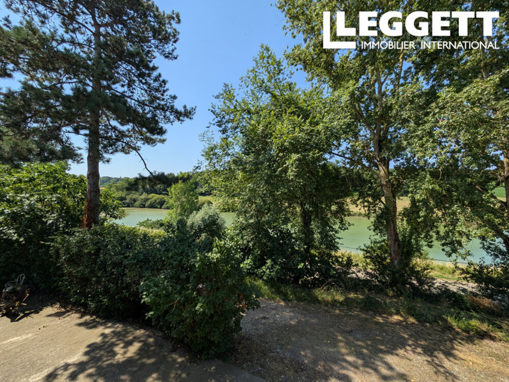 Vente Maison Maison de campagne avec magnifique vue sur un lac et 1 hectare de terrain Laparade