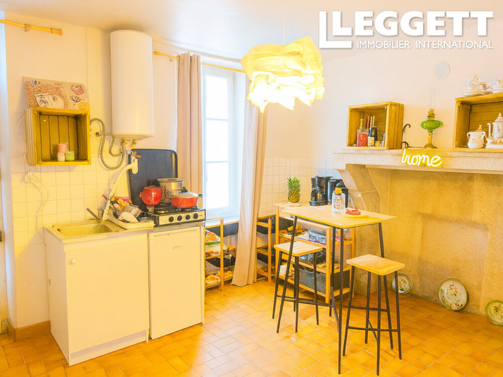 Vente Maison Charmante maison d'une chambre à finir, avec jardin, située dans un village calme. Azat-le-ris