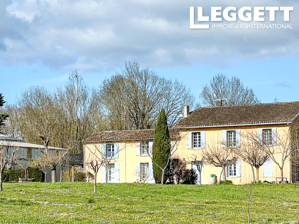 Vente Maison Grande maison de campagne de 7 chambres avec piscine, vignoble et chai équipé. Ancienne chambre d?hôtes. Duras