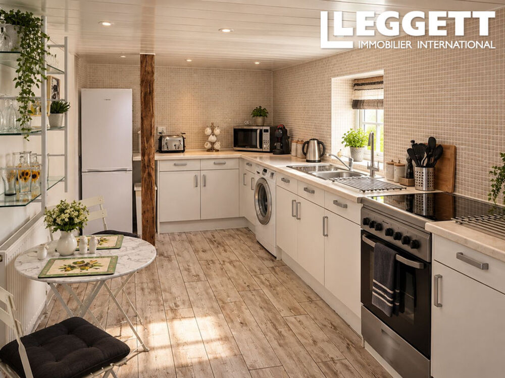 Vente Maison Grande propriété en pierre avec gîte de 3 chambres exploité, piscine & potentiel d'aménagement ? Commerces de Mansle-les-fontaines