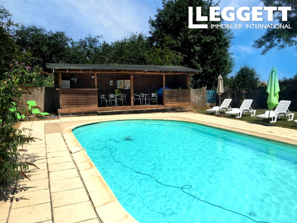 Vente Maison Charmant complexe de gîtes : 4 maisons, piscine chauffée, cadre paisible et plein de charme. SauzÉ-vaussais