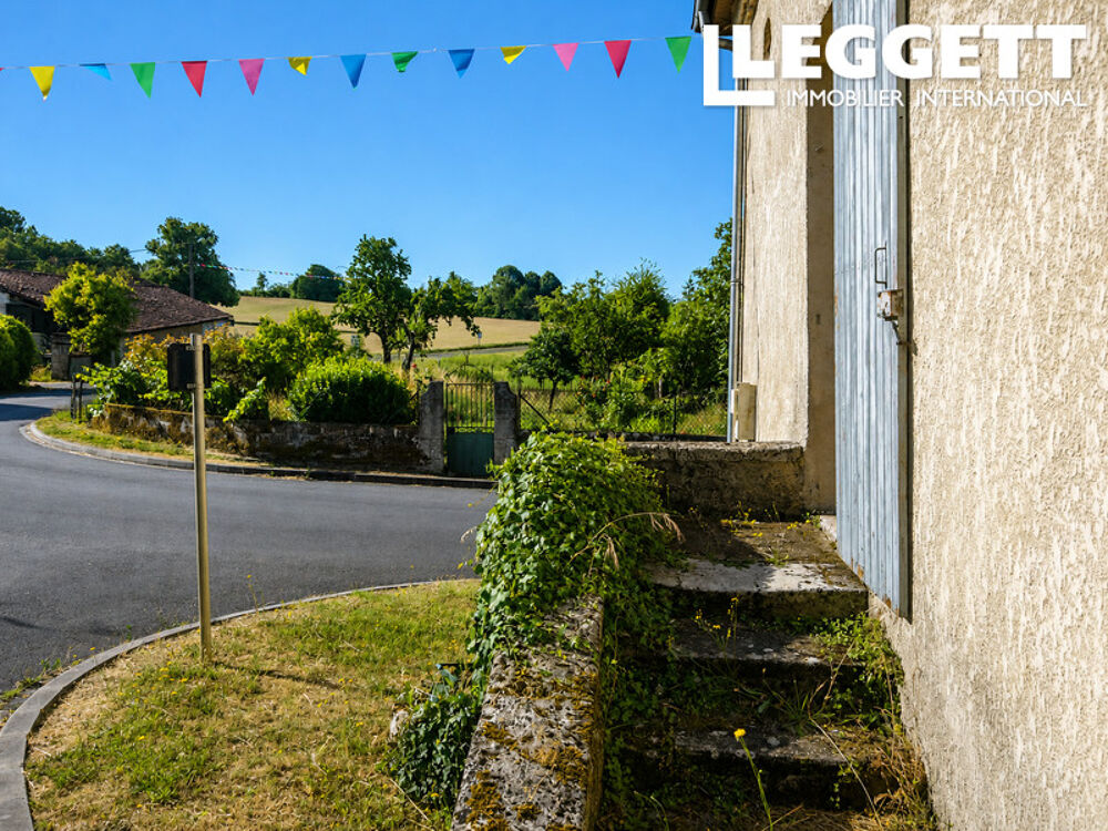 Petite maison en pierre, habitable tout de suite, idéale pied à terre ou airb&b dans un secteur touristique