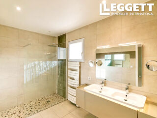  Maison � vendre 6 pi�ces 209 m�